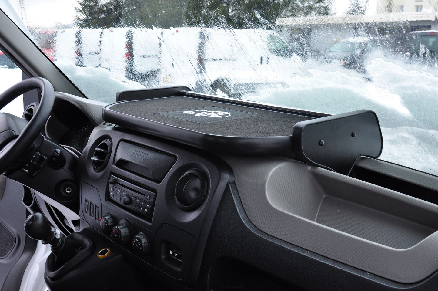 Perfect-Fit Dashboard Table for Renault Master SINCE 2009 – Center Shelf Compatible